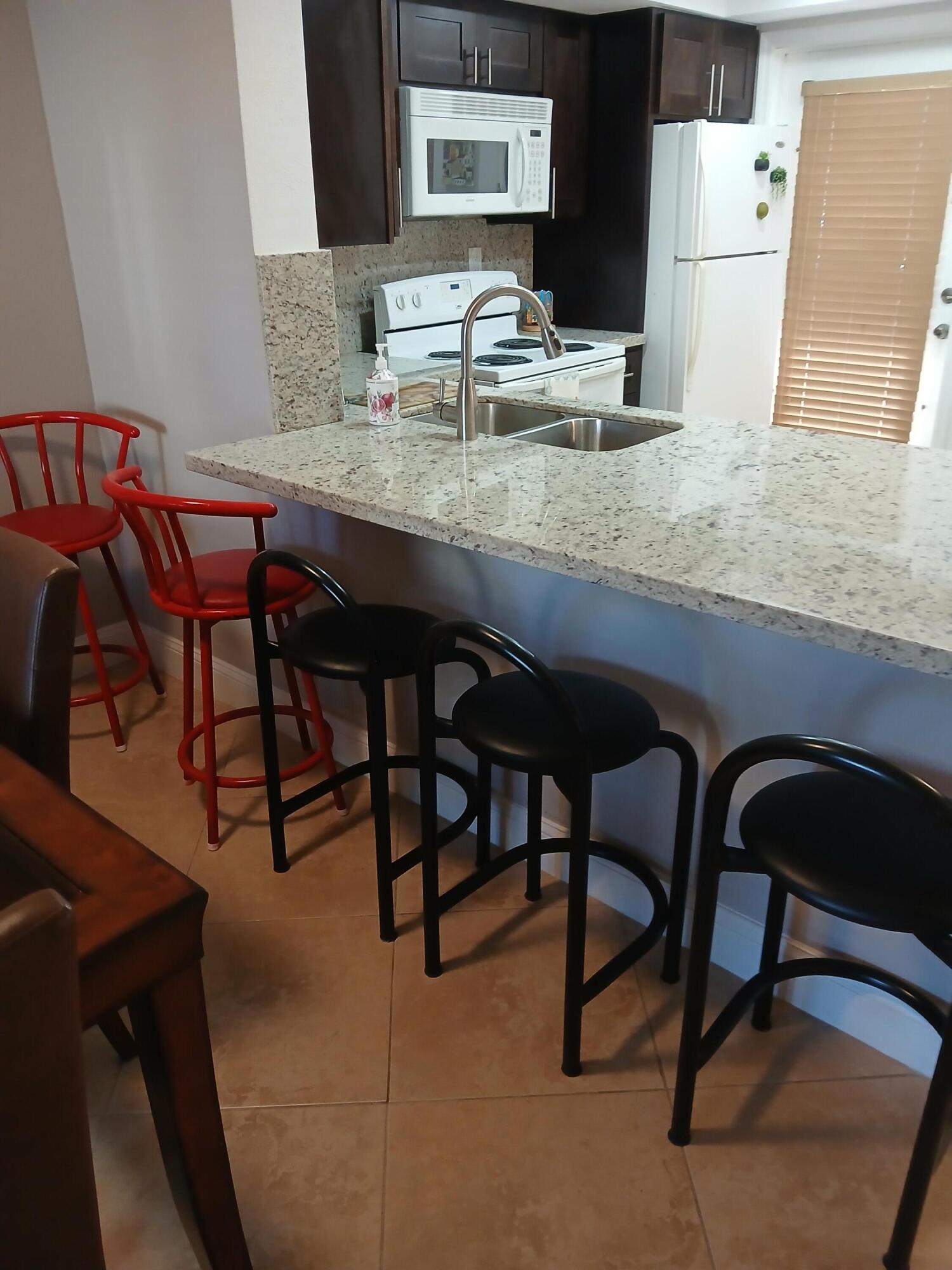 ISLANDS-MARTINIQUE CONDO - Residential