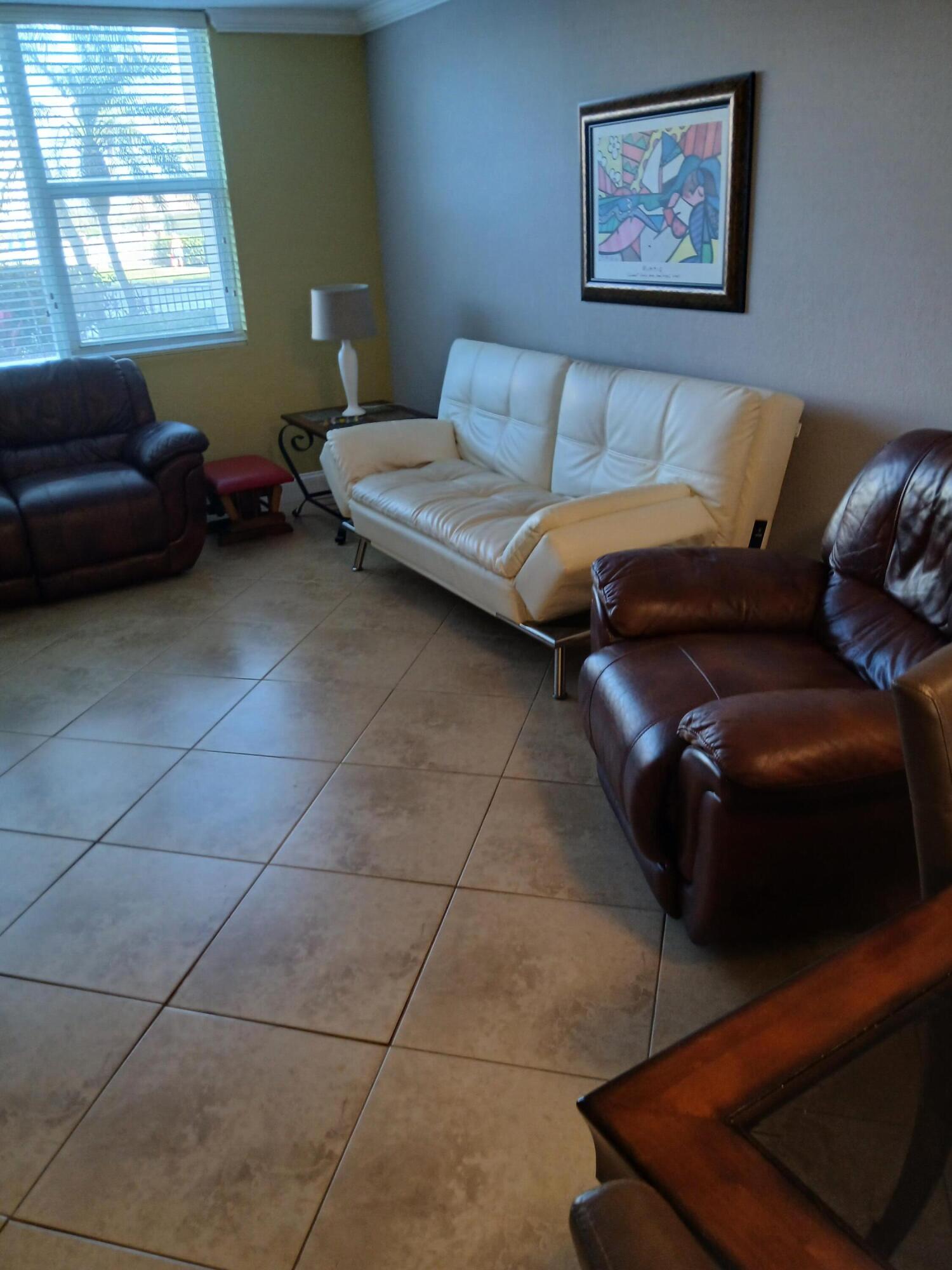 1893 S Ocean Drive 104