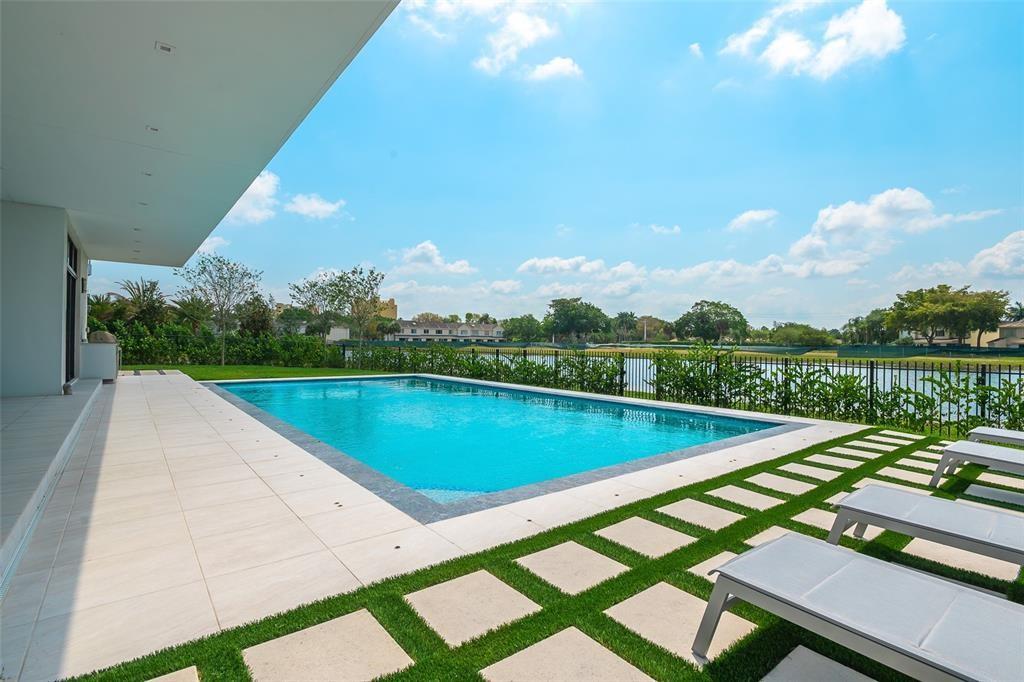 Weston Estates 181-168 B - Residential
