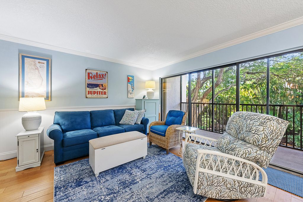 Photo of 1605 S Us Highway 1 #E204, Jupiter, FL 33477 (MLS # R11147968)