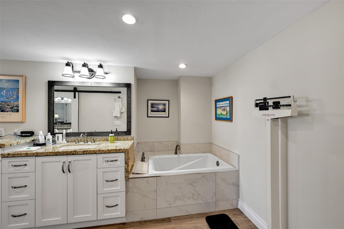 THE POINTE - Residential