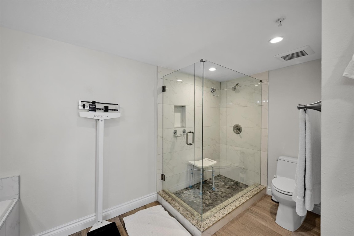 THE POINTE - Residential