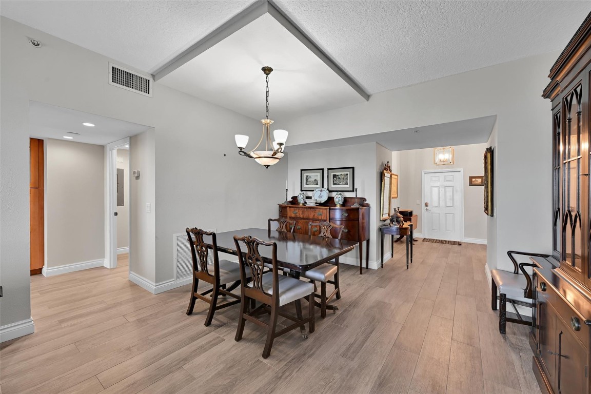 THE POINTE - Residential