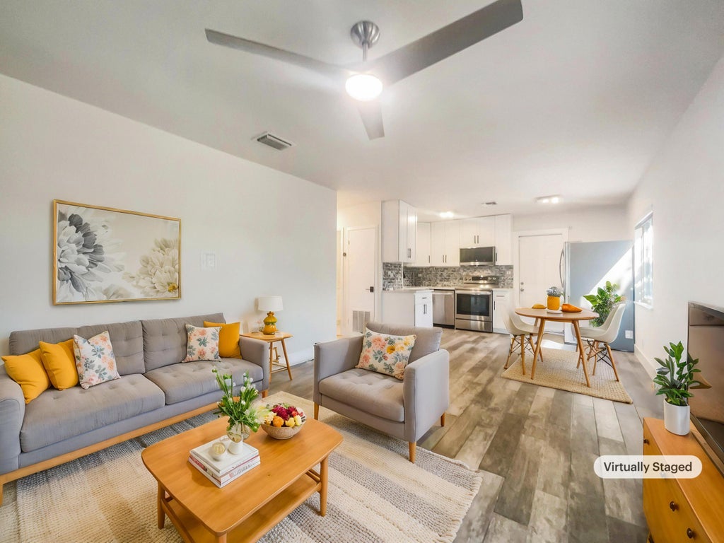 Photo of 3233 SW 14th Avenue, Fort Lauderdale, FL 33315 (MLS # R11072815)