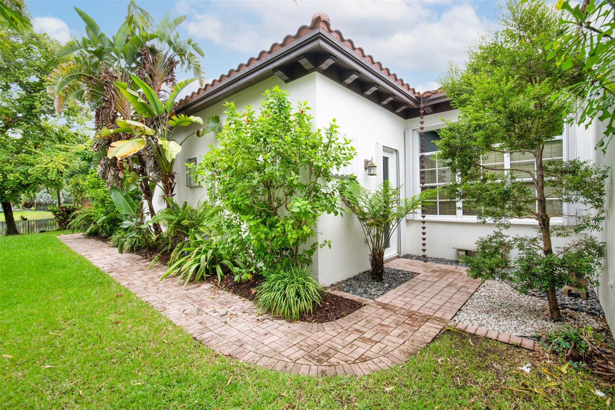 Heron Bay North 2 173-181 - Residential