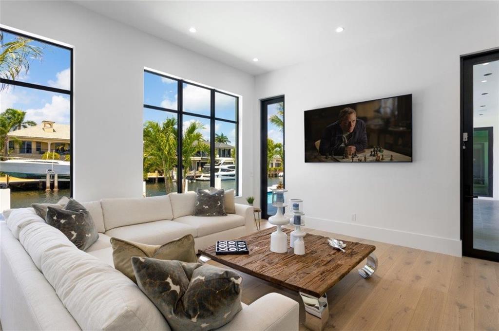 LIGHTHOUSE POINT 6TH SEC - Residential