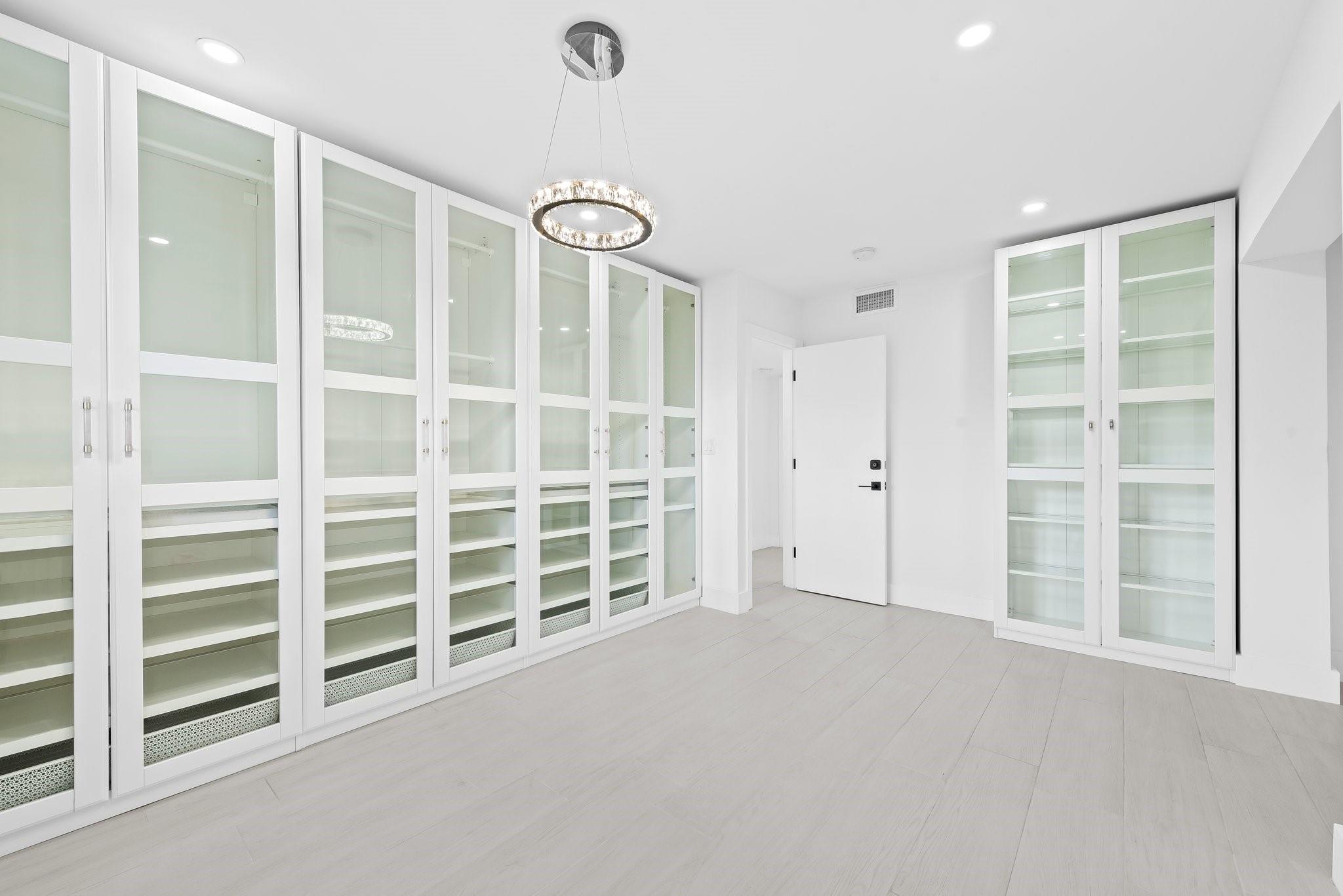 Azure Lake Condo - Residential Lease