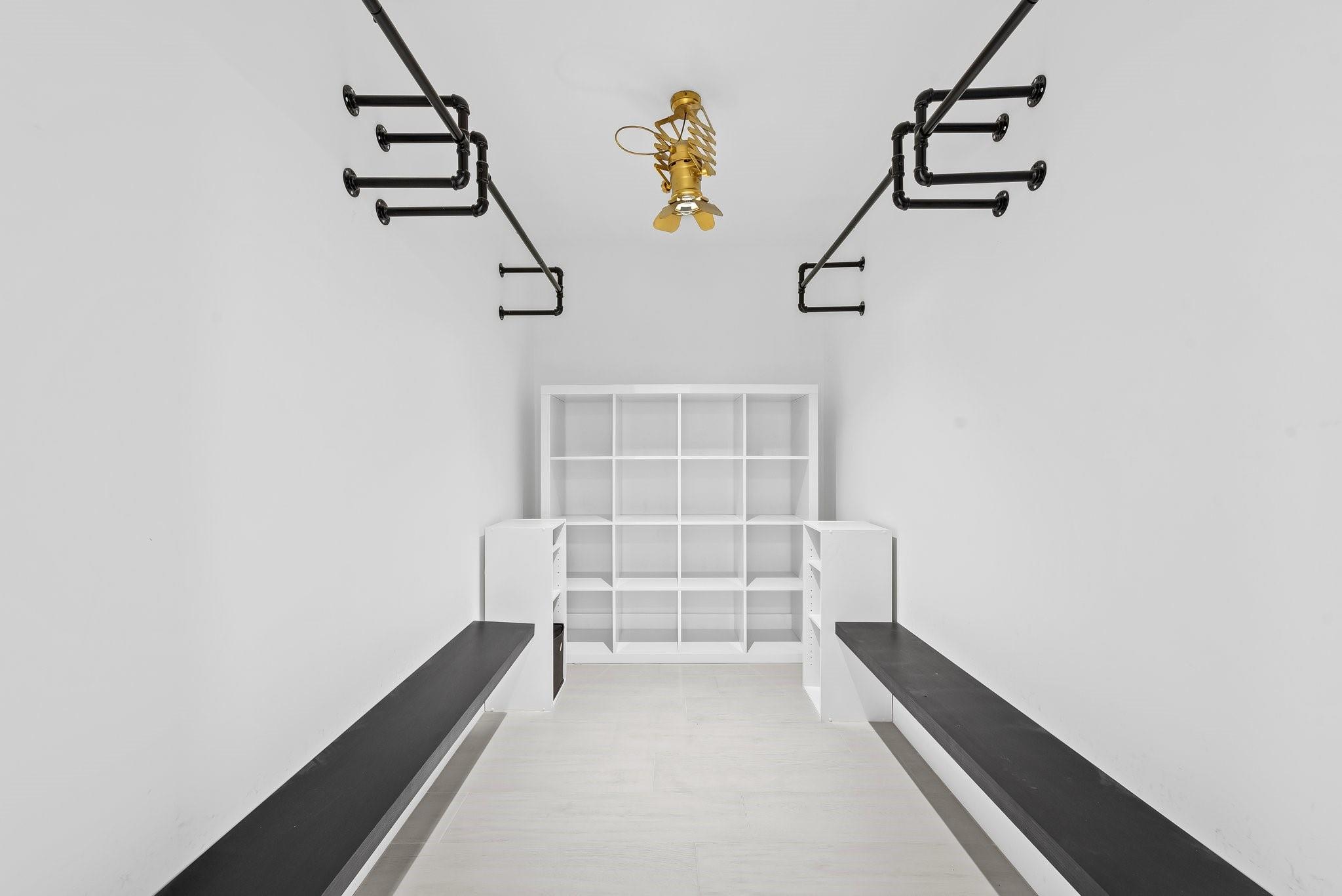 Azure Lake Condo - Residential Lease