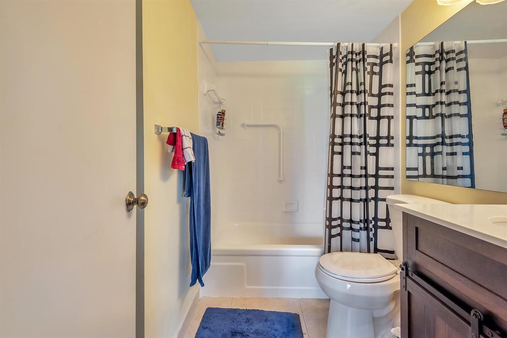 PINE RIDGE SOUTH II CONDO - Residential