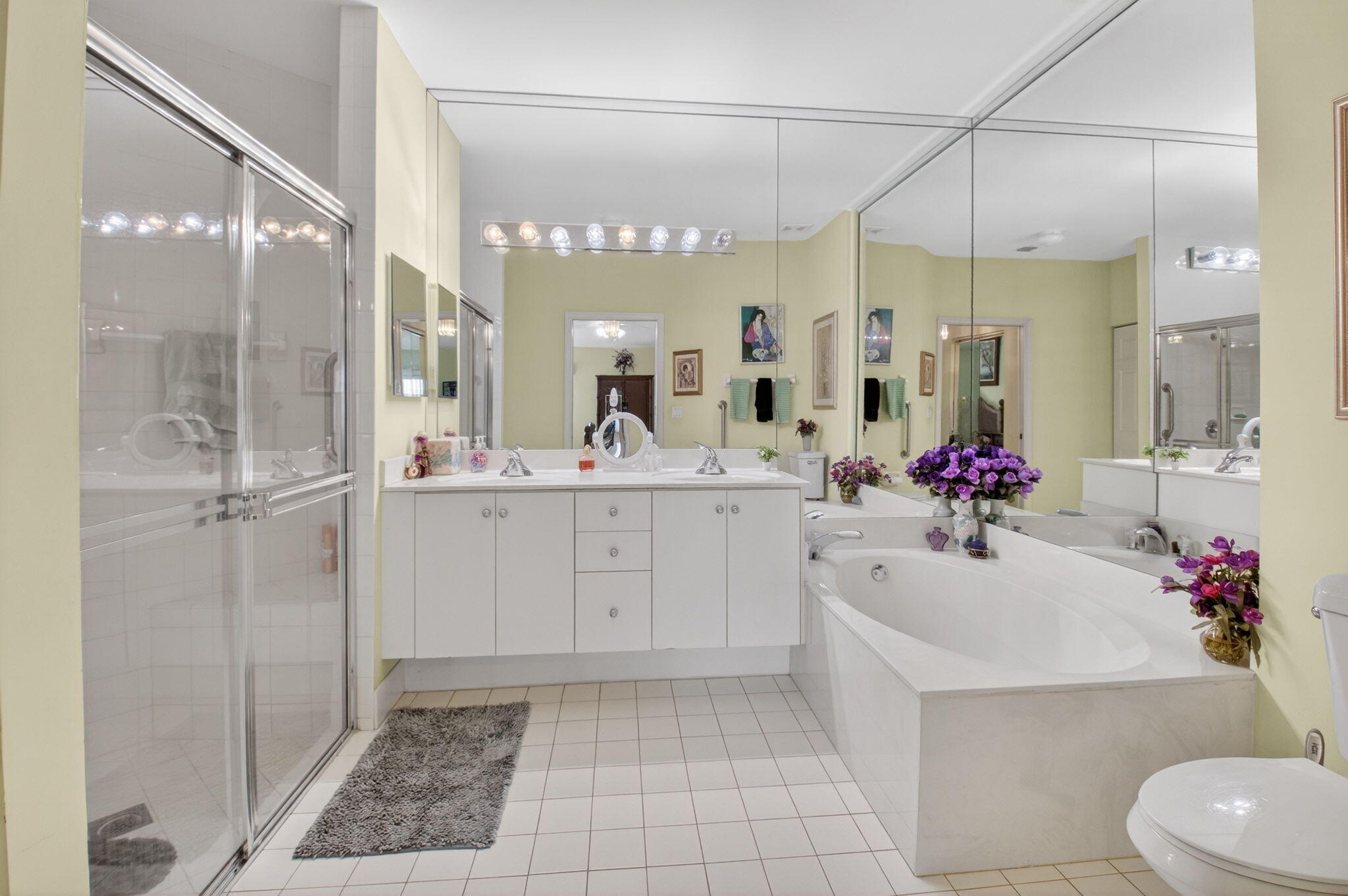 FLORAL LAKES - Residential