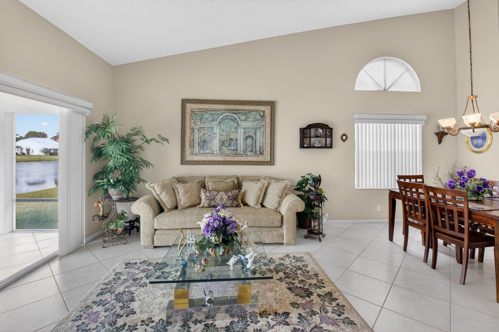 FLORAL LAKES - Residential