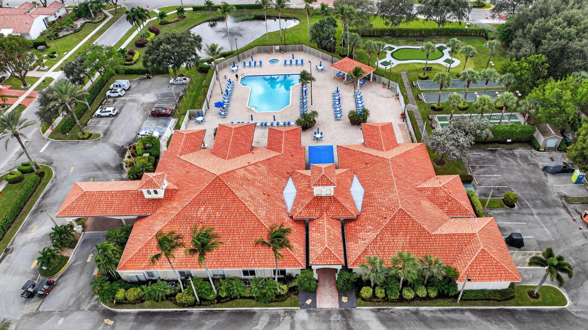 FLORAL LAKES - Residential