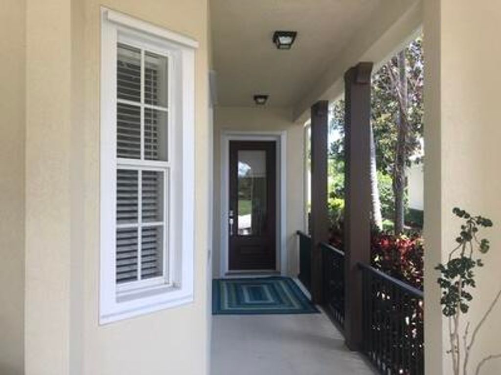 Photo of 115 San Remo Drive, Jupiter, FL 33458 (MLS # R10944011)