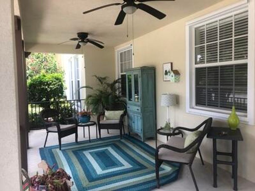 Photo of 115 San Remo Drive, Jupiter, FL 33458 (MLS # R10944011)