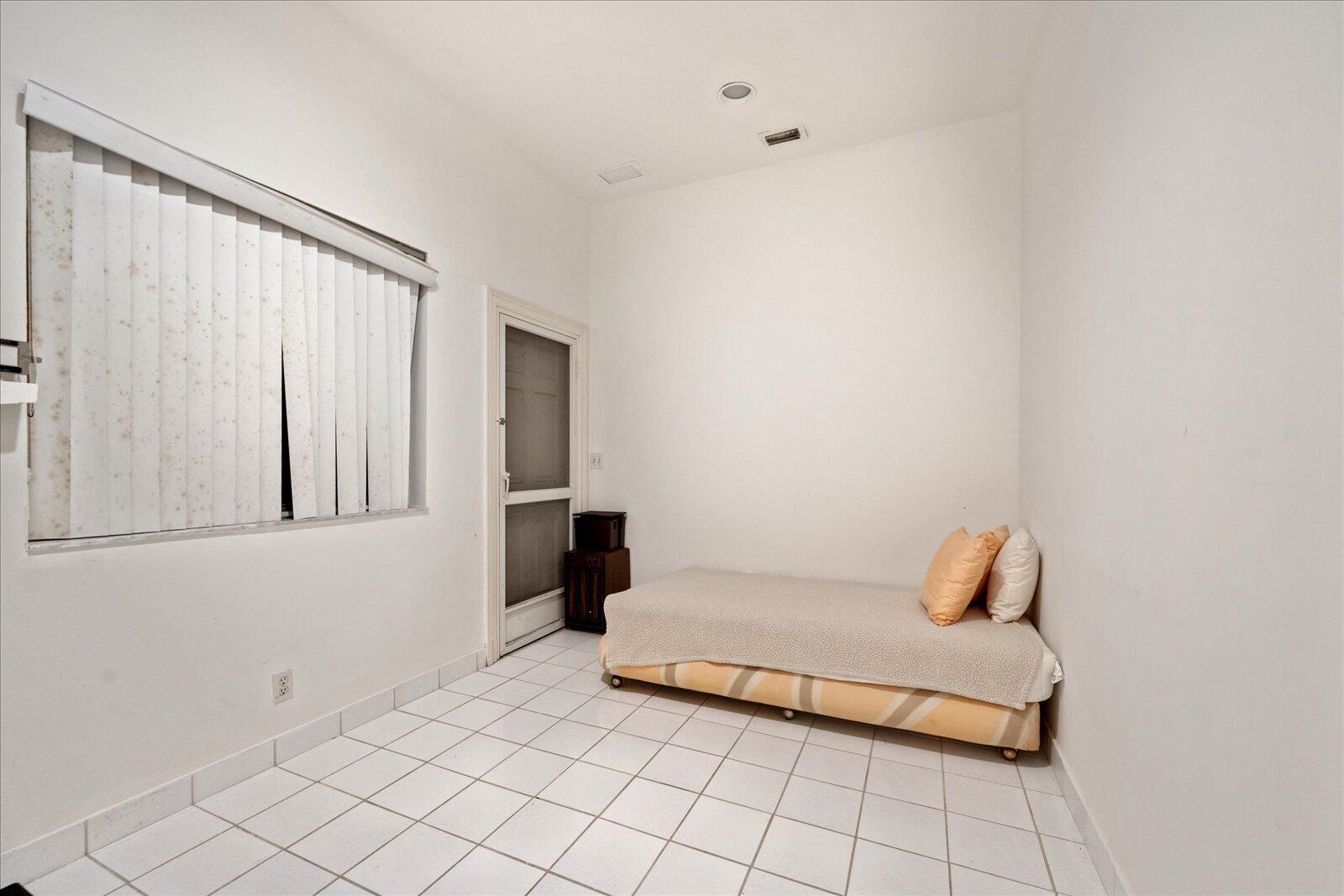 STOTESBURY PARK REV - Residential