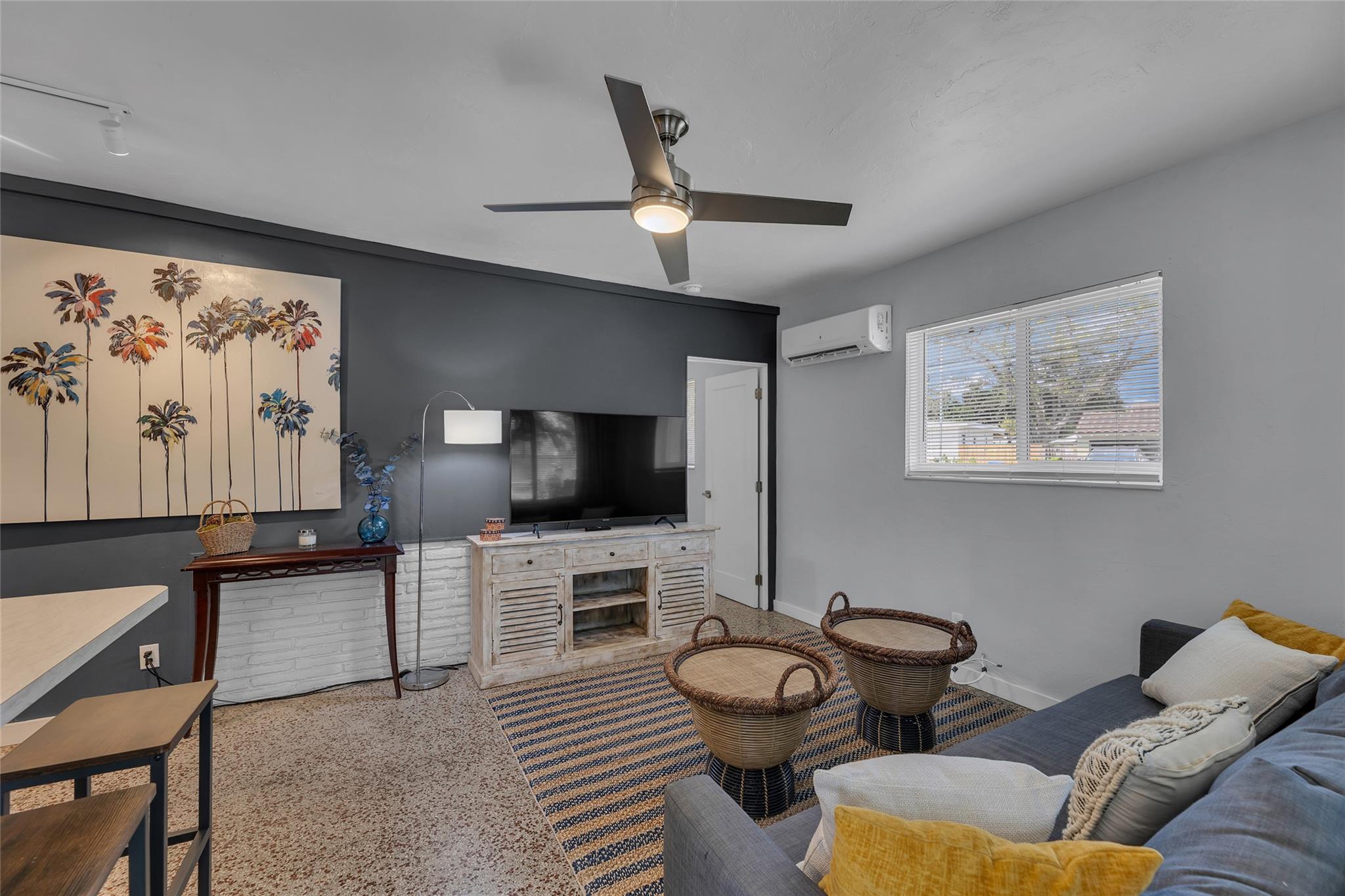 Wilton Manors First Add 2 - Residential Lease