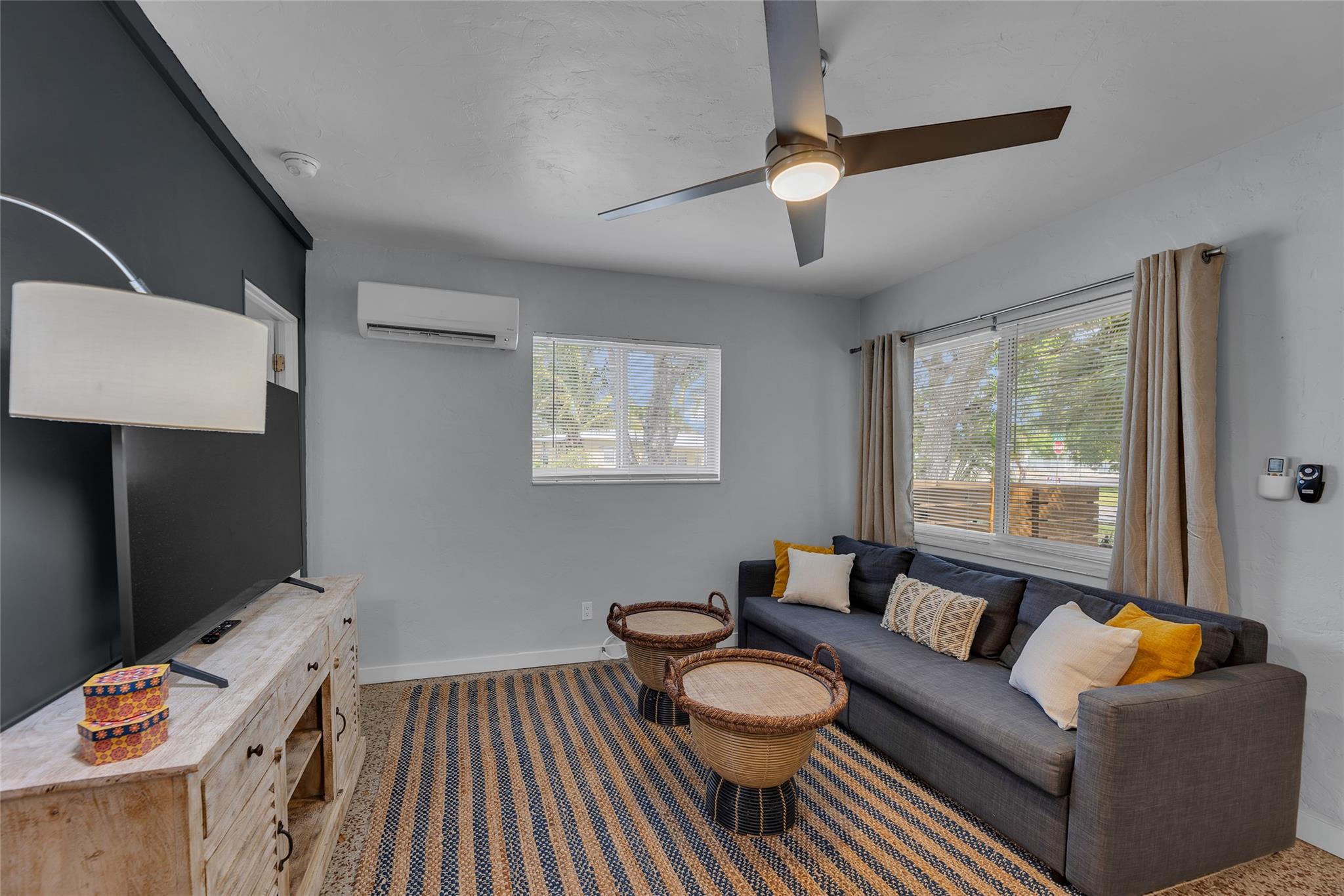 Wilton Manors First Add 2 - Residential Lease