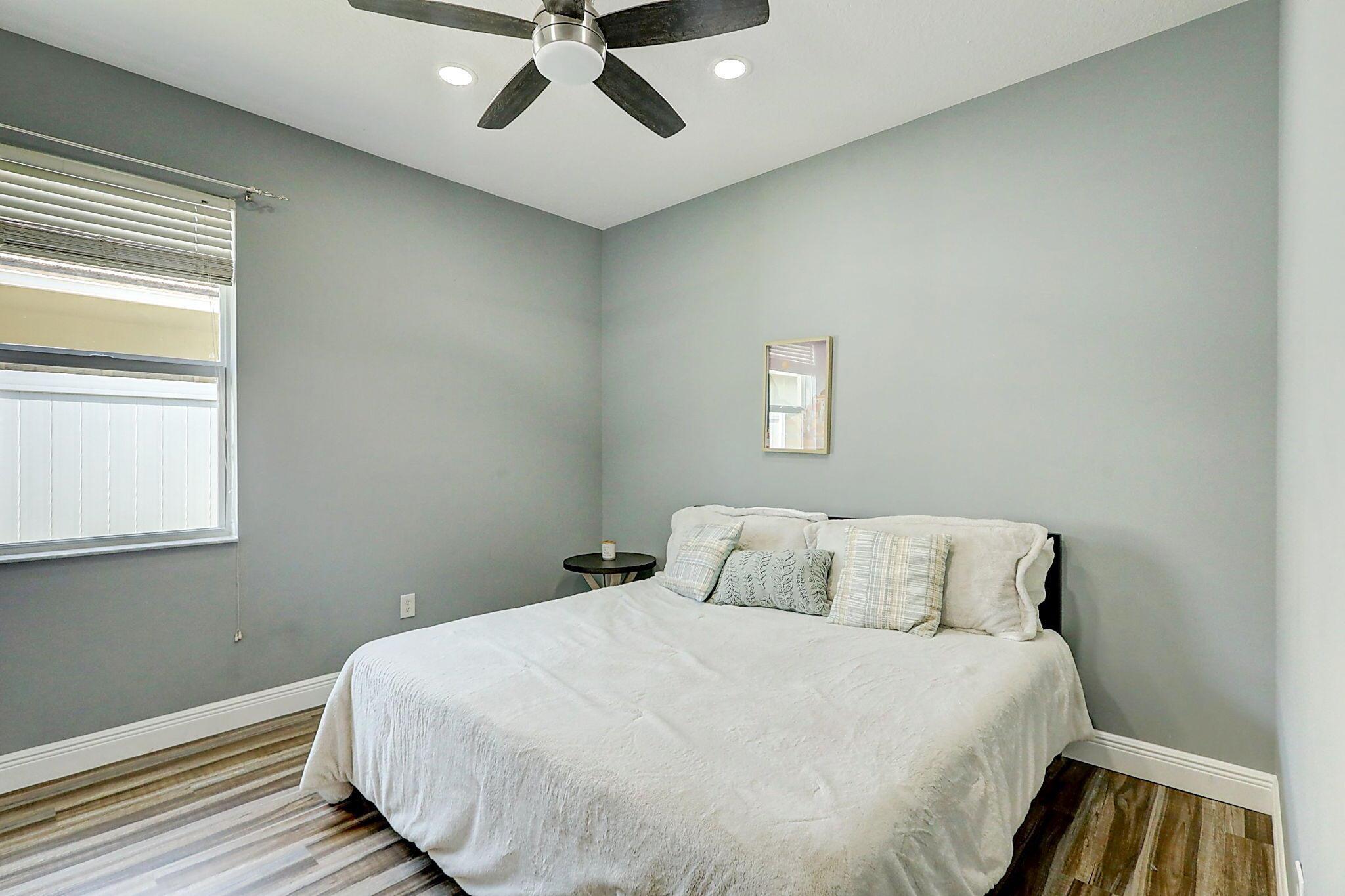 HERITAGE OAKS AT TRADITION - Residential Lease