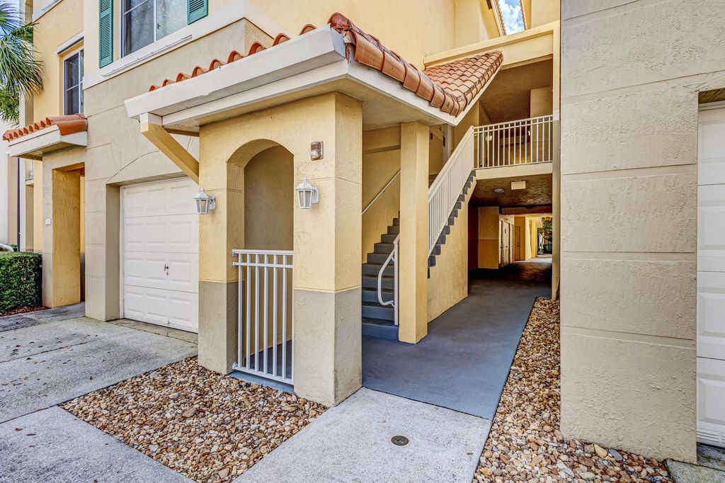 Photo of 11023 Legacy Lane #303, Palm Beach Gardens, FL 33410 (MLS # R10952883)