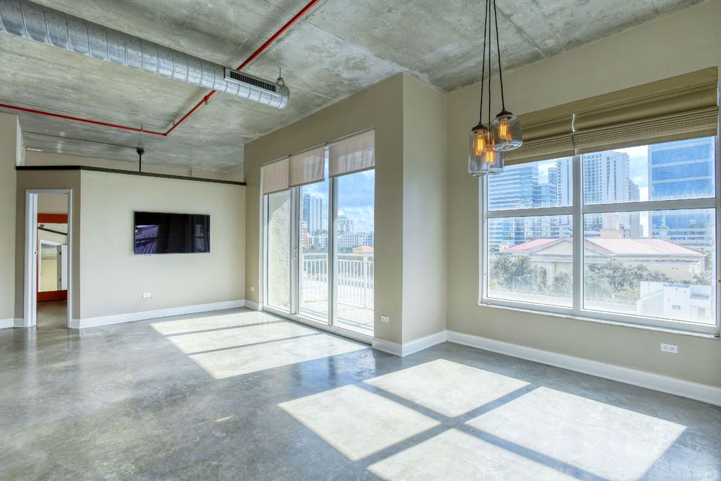 Photo of 313 NE 2nd Street #603, Fort Lauderdale, FL 33301 (MLS # B26008495)