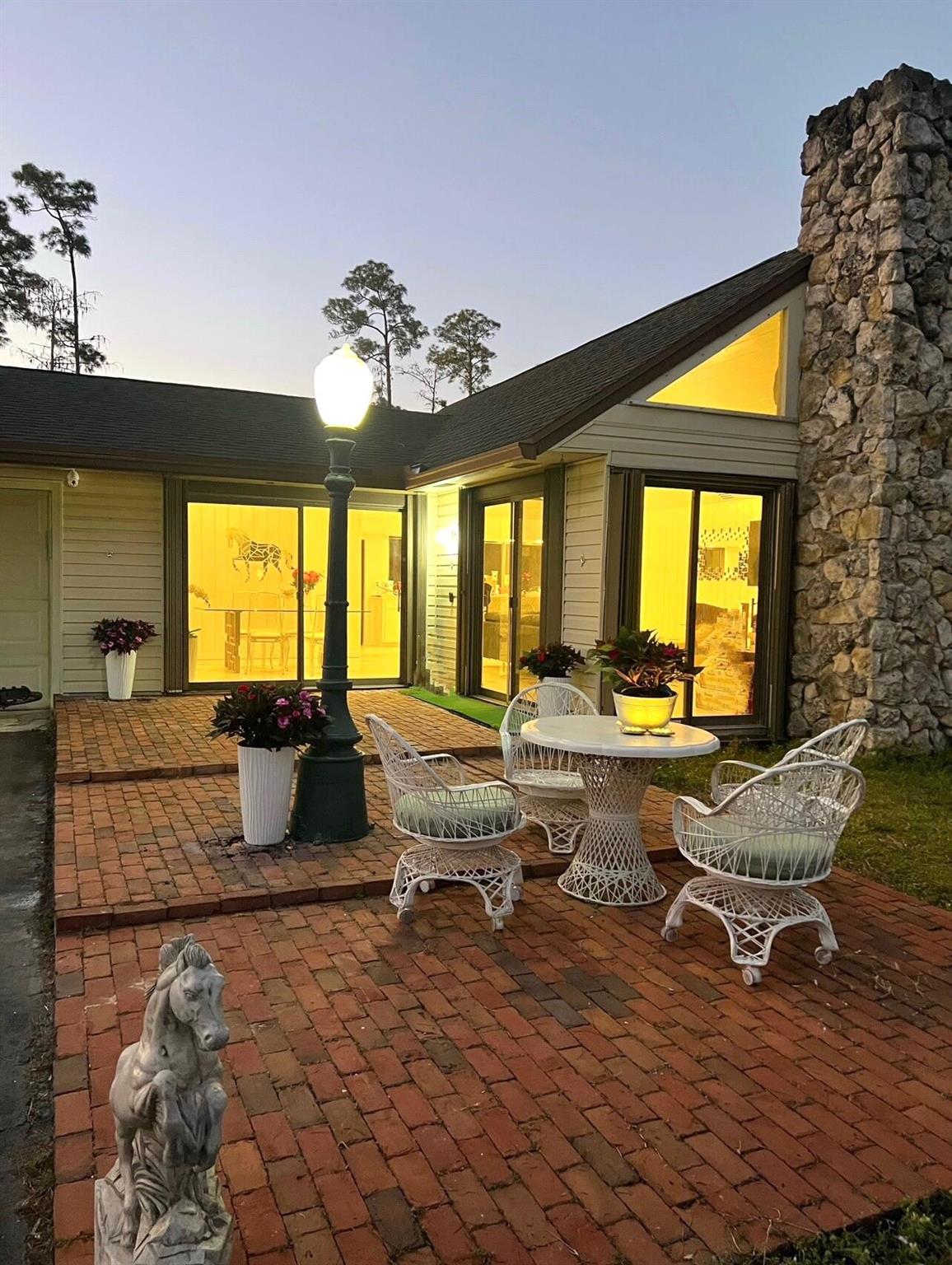 PALM BEACH LITTLE RANCHES - Residential Lease