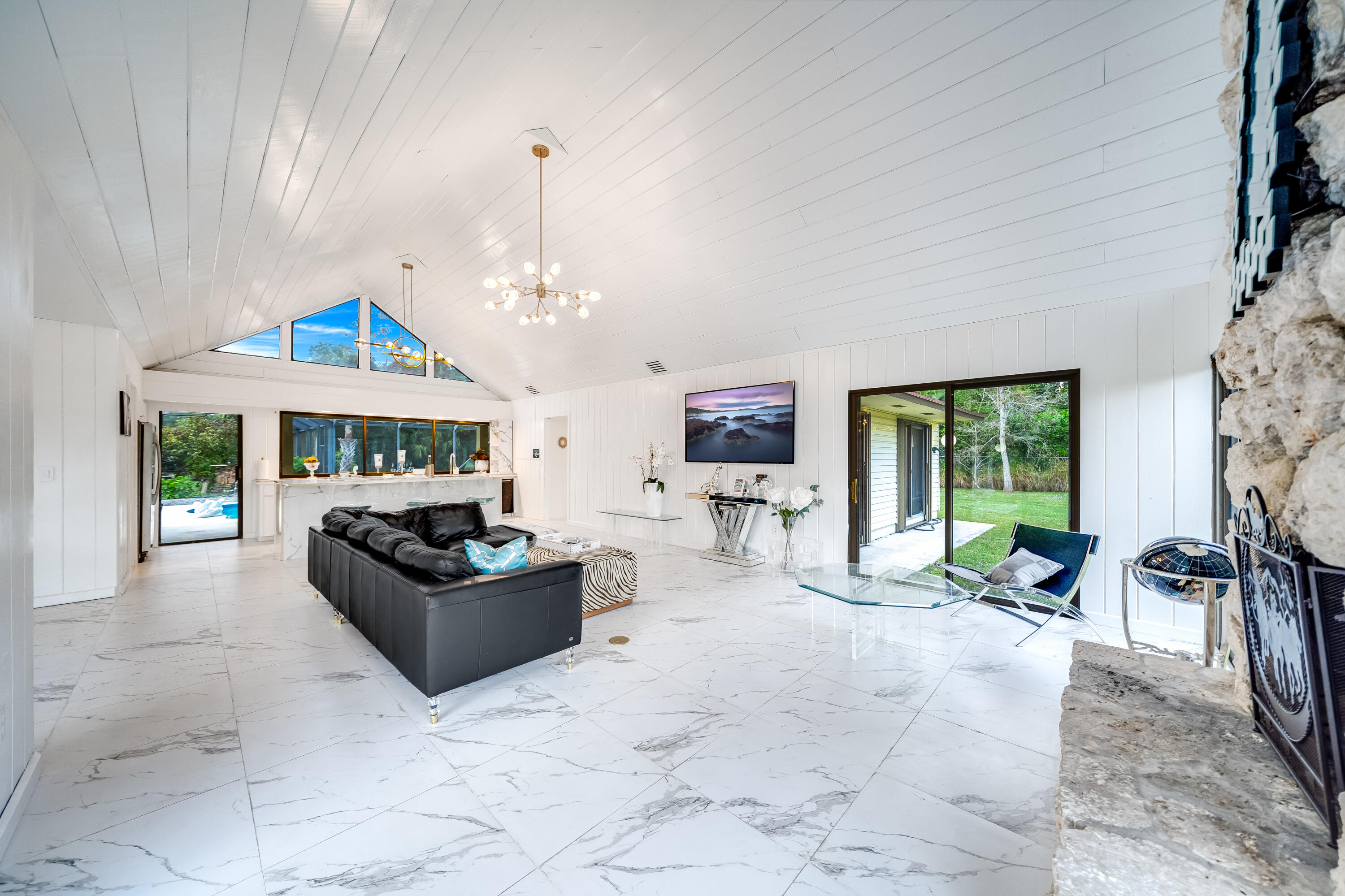 PALM BEACH LITTLE RANCHES - Residential Lease