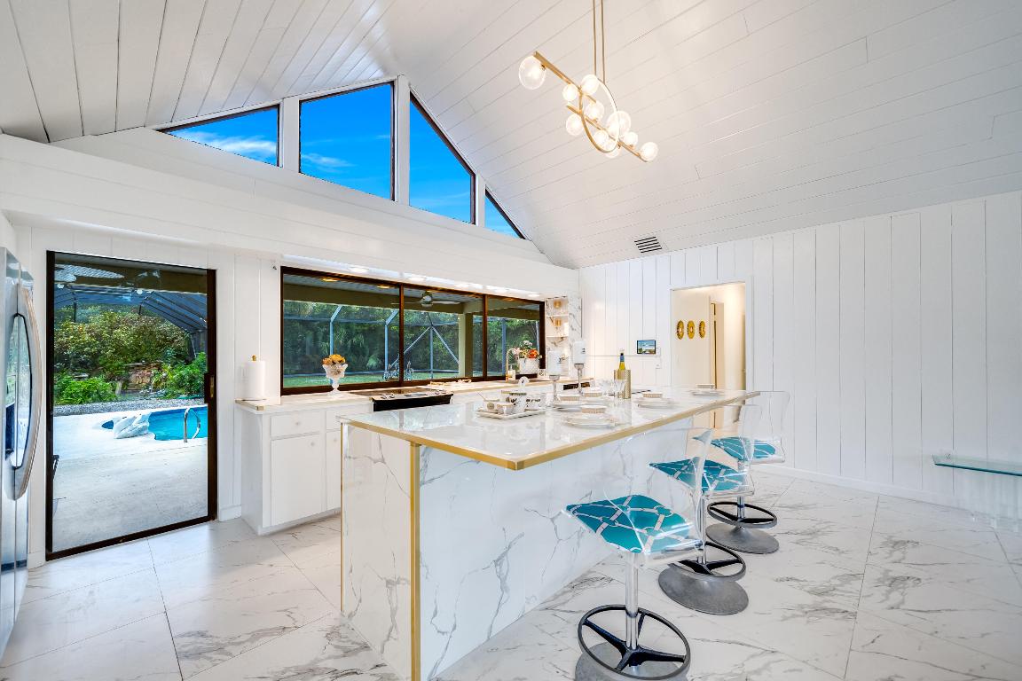 PALM BEACH LITTLE RANCHES 2 - Residential Lease