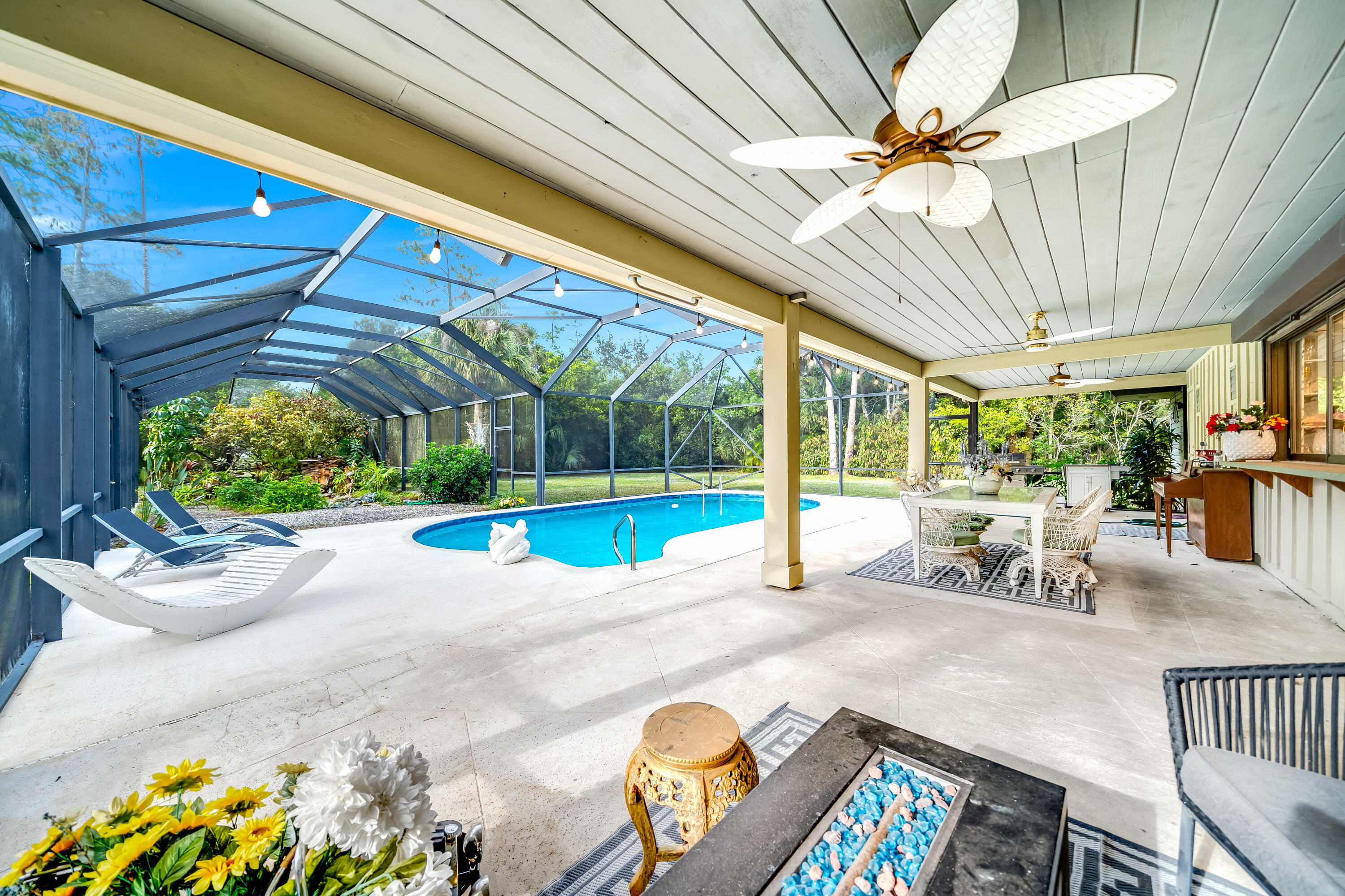 PALM BEACH LITTLE RANCHES - Residential Lease