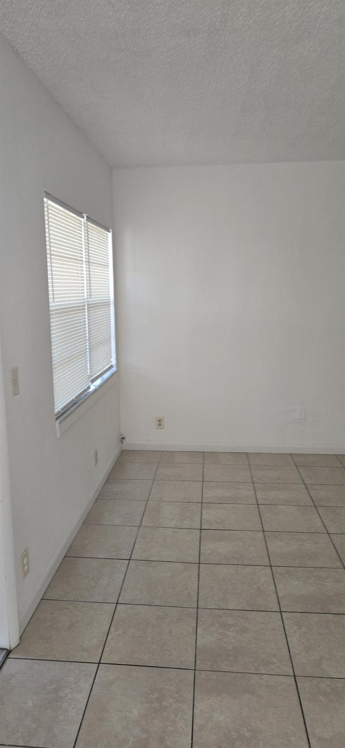 230 SW 11th Ave 11