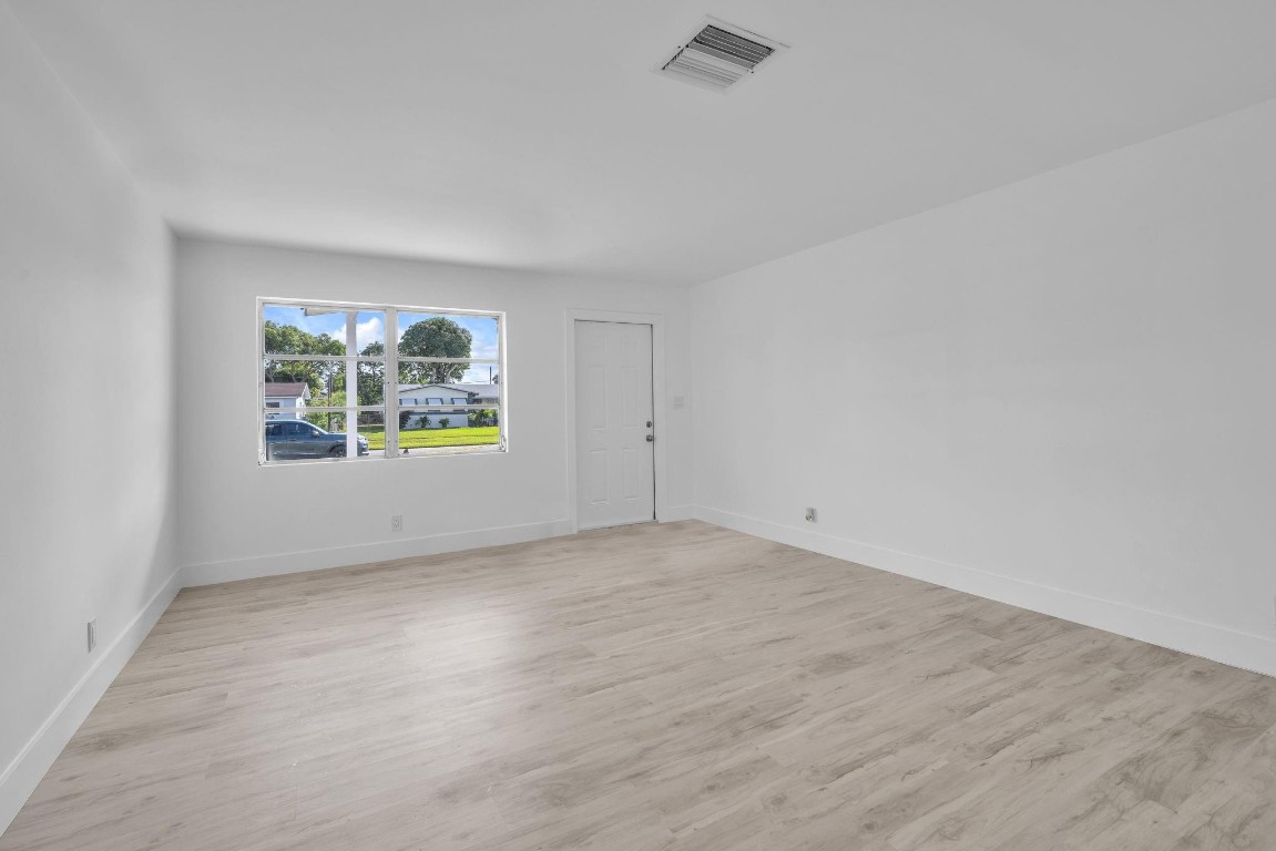 Flair Sub 5 54-36 B - Residential