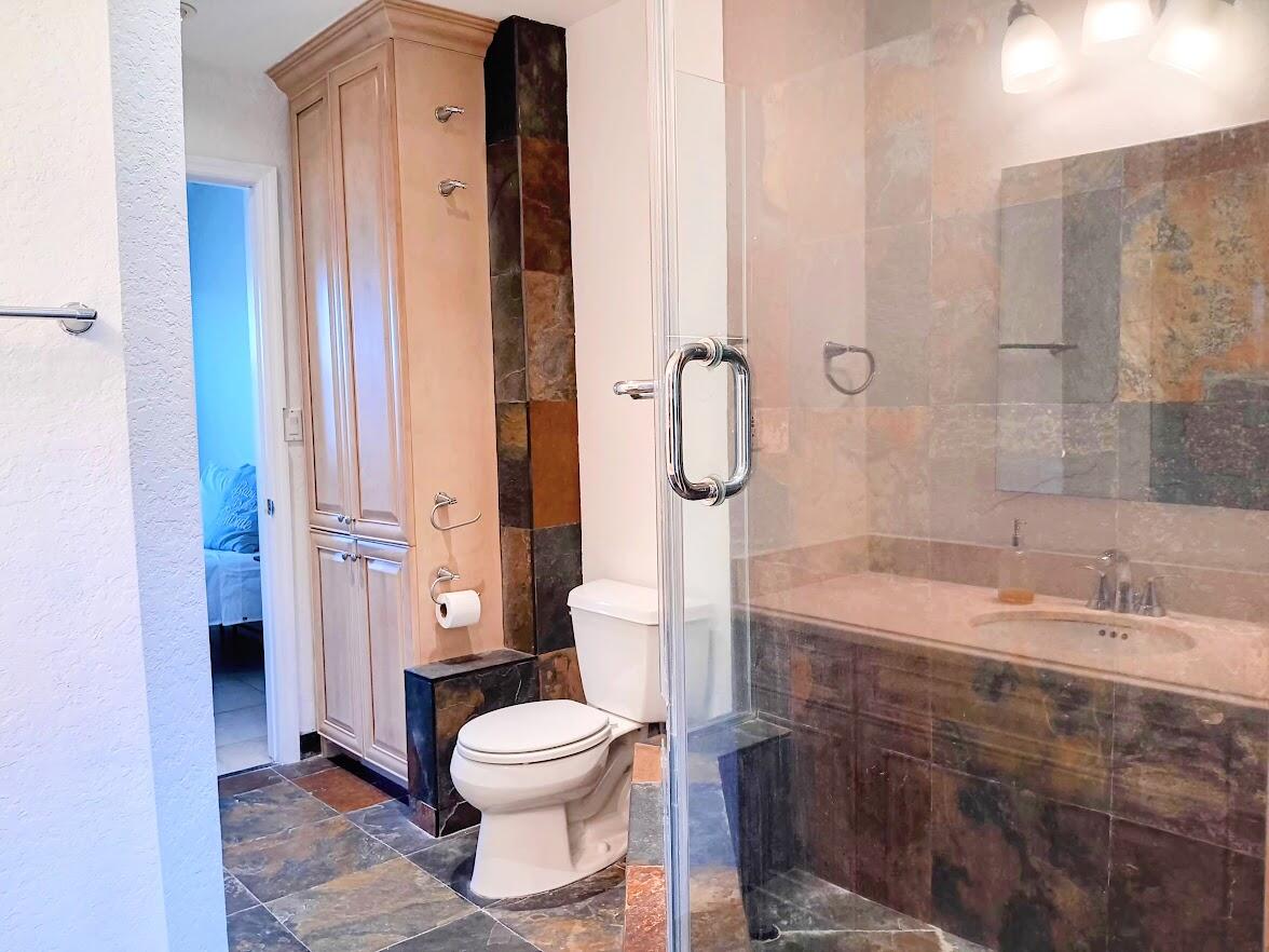 EDGEWATER TOWNHOMES - Residential