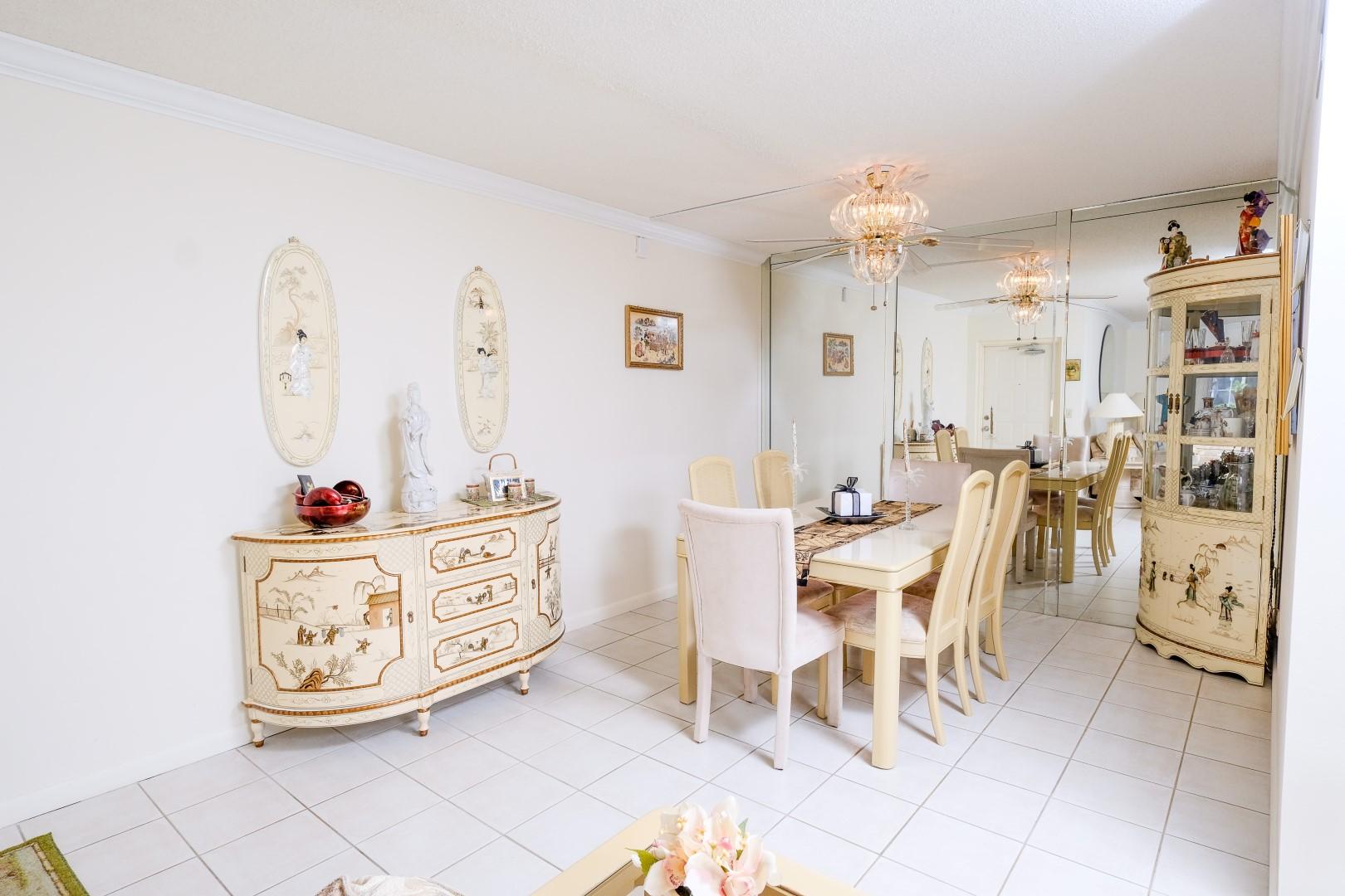 PALM CLUB VILLAGE II CONDO - Residential