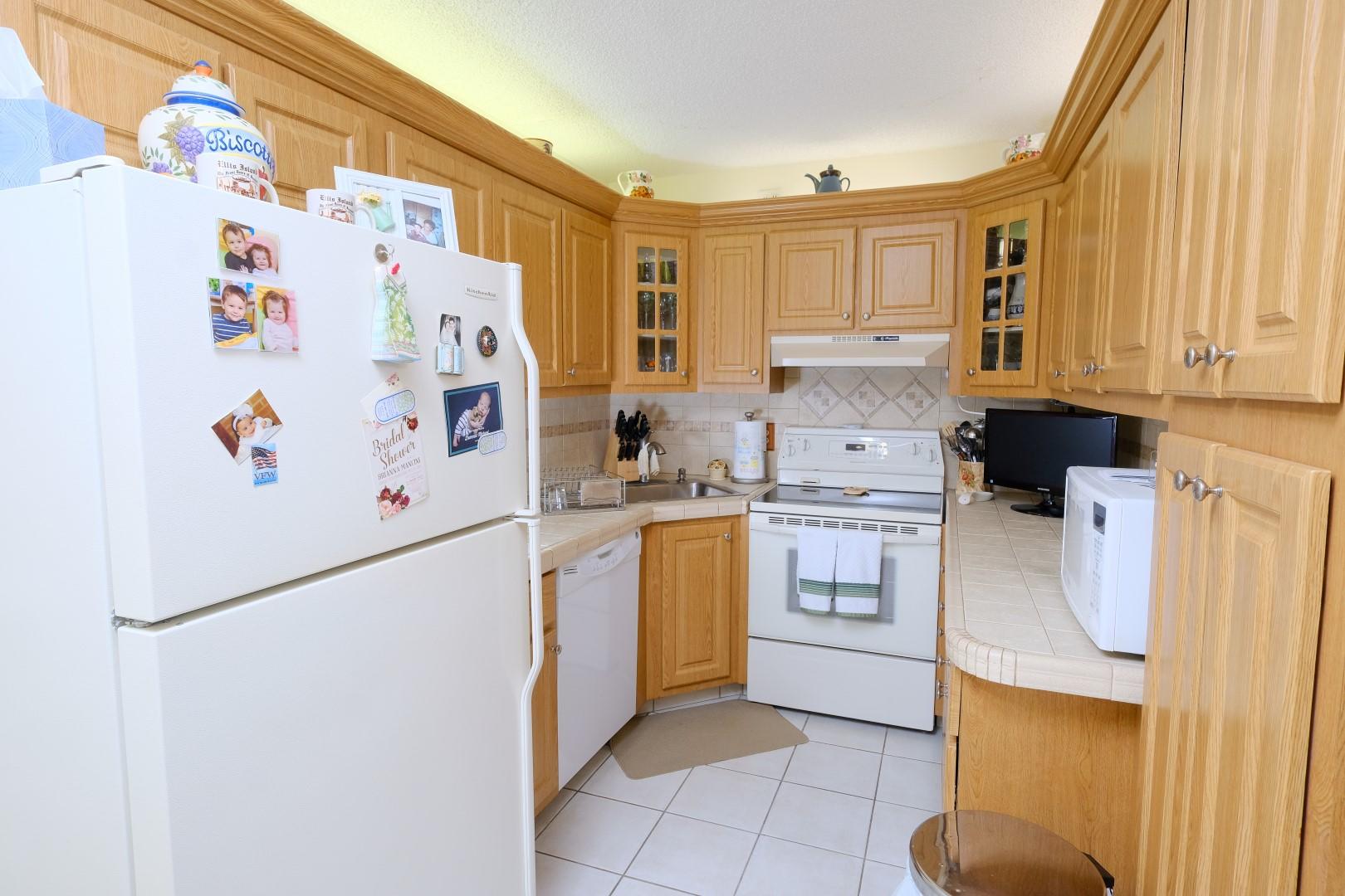 PALM CLUB VILLAGE II CONDO - Residential