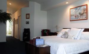 HAMPTON FAIRWAYS 3 - Residential