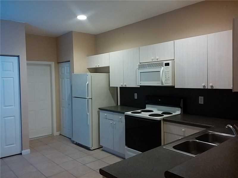 COURTYARDS AT THE GROVE - Residential