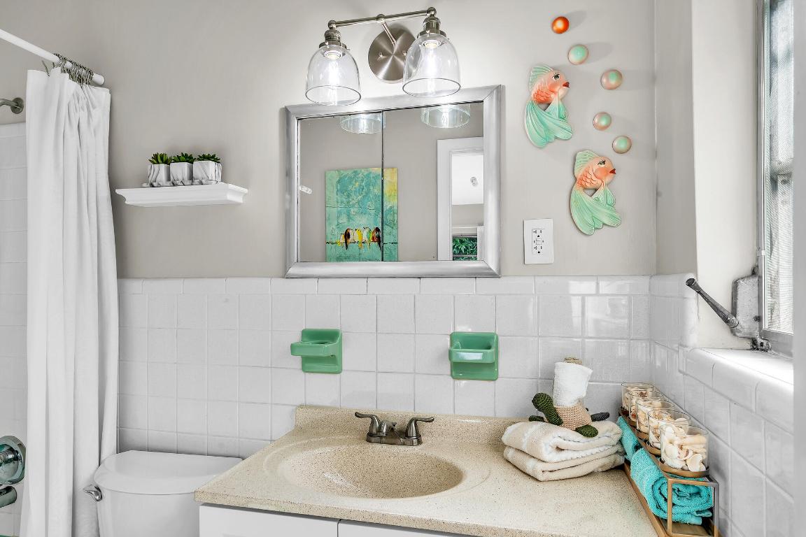 CHEVY CHASE CONDO - Residential