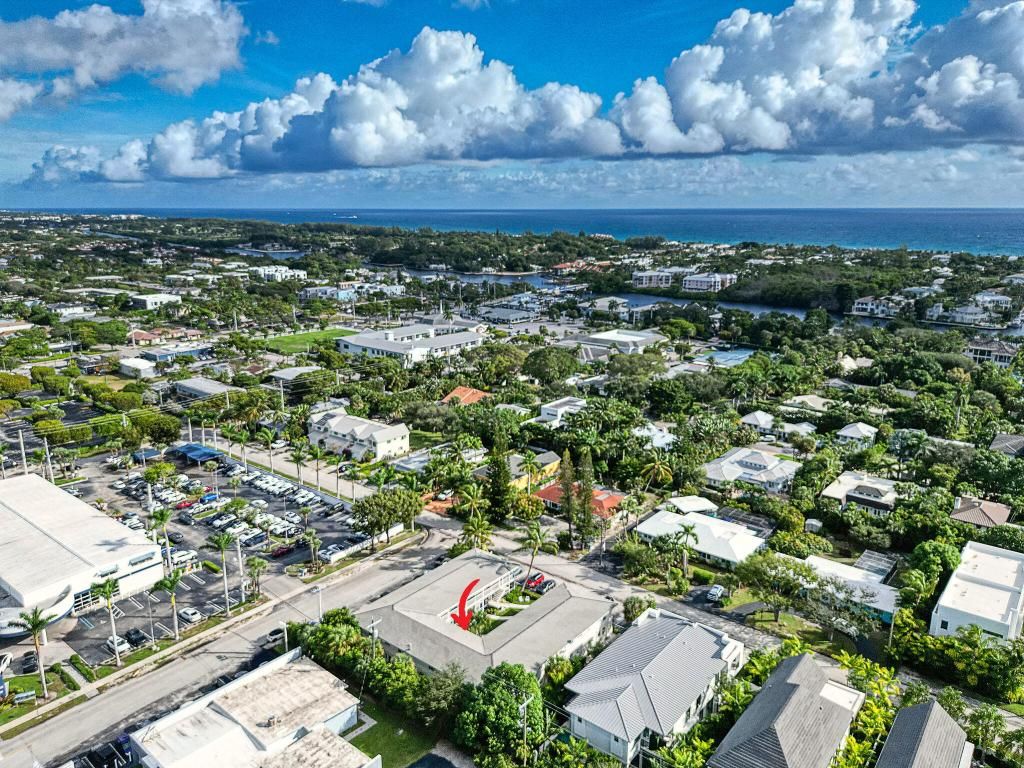 Photo of 520 NE 7th Avenue #2d, Delray Beach, FL 33483 (MLS # R11153669)