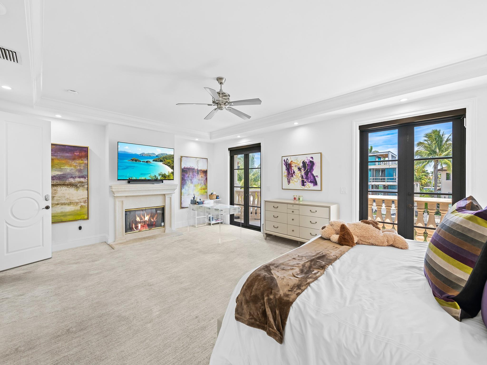 LAS OLAS - Residential