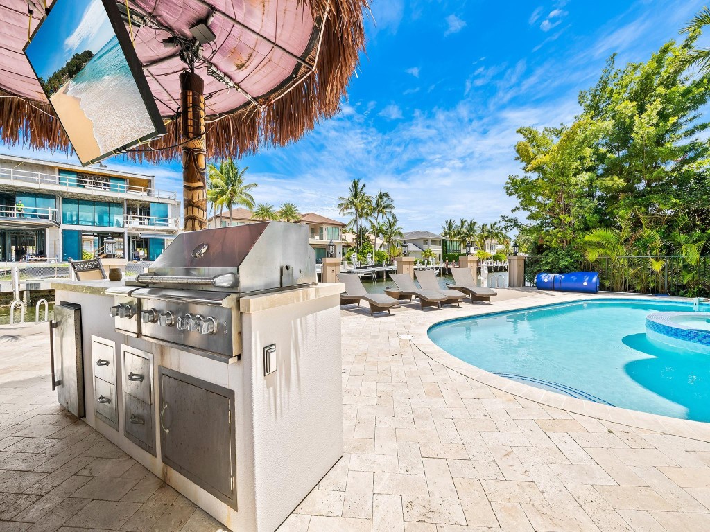 LAS OLAS - Residential