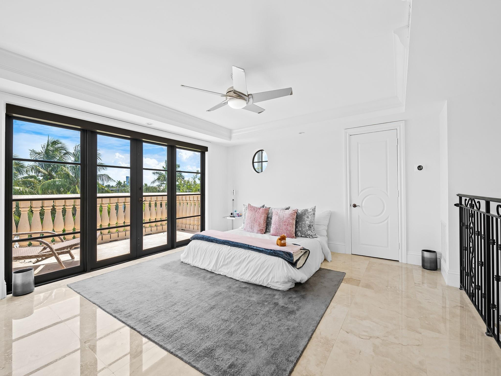 LAS OLAS - Residential