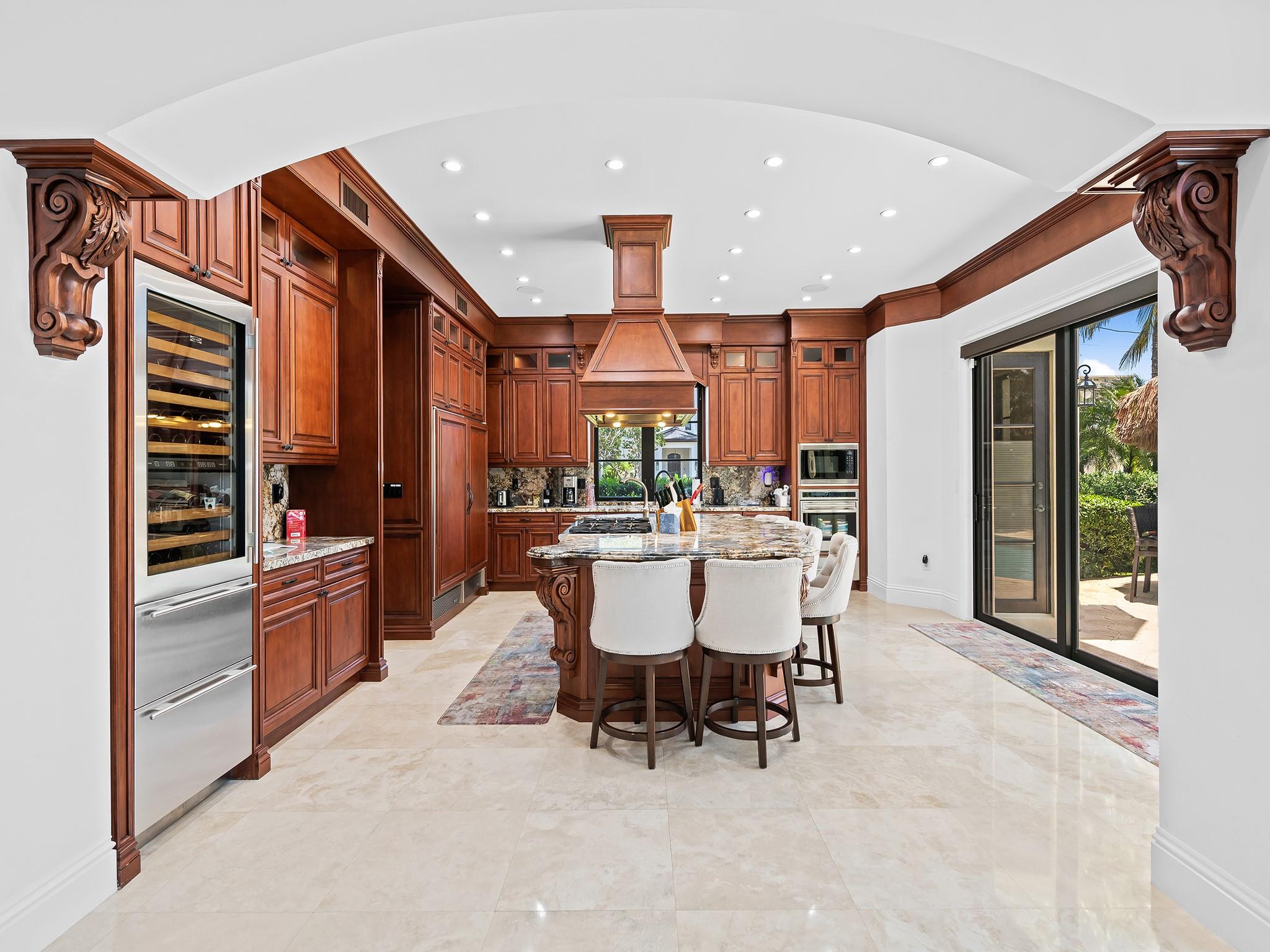 LAS OLAS - Residential