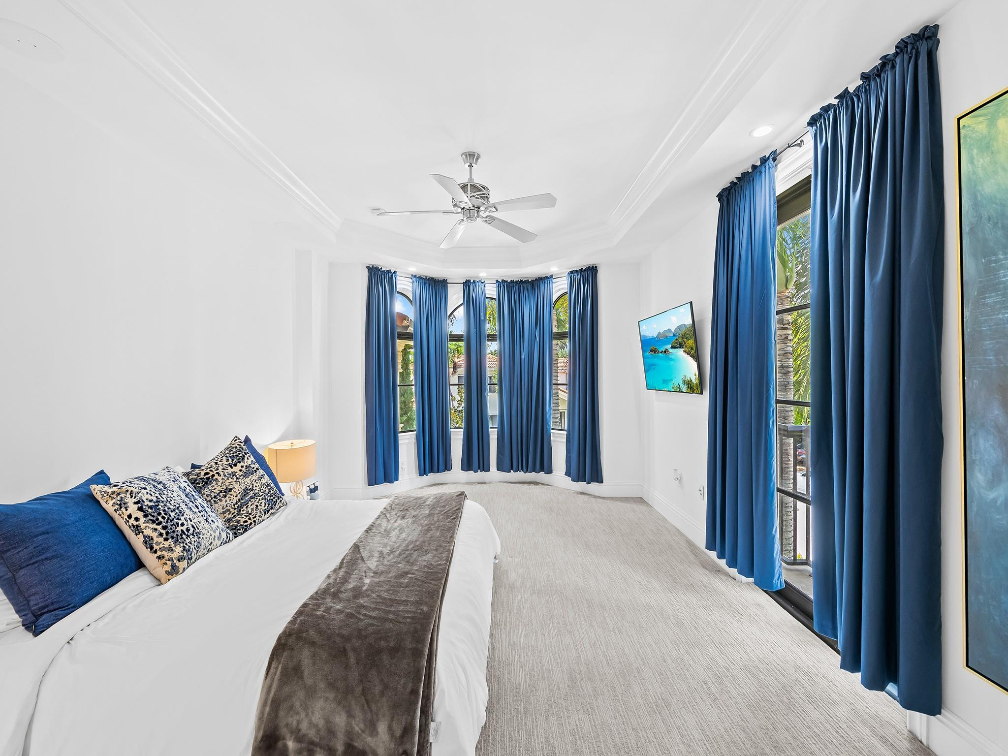 LAS OLAS - Residential