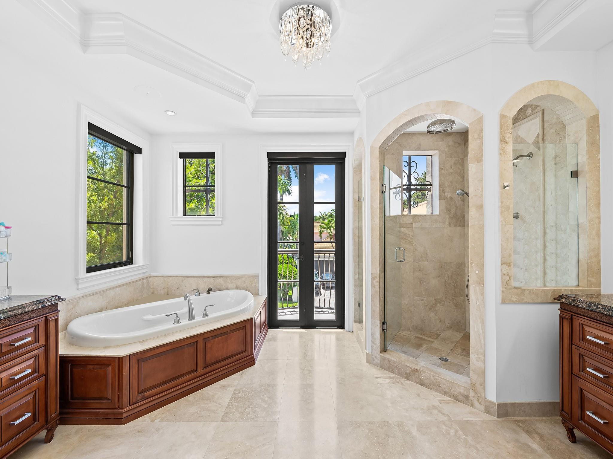 LAS OLAS - Residential