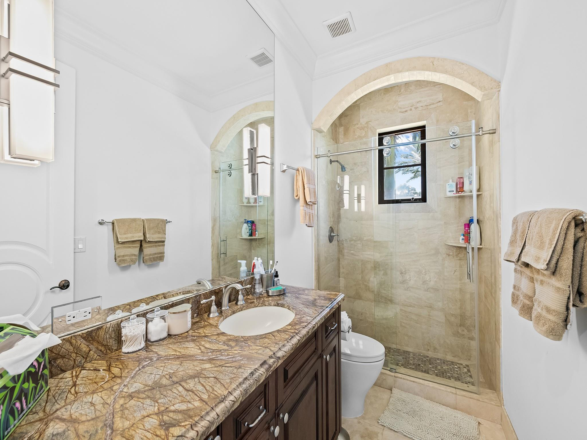 LAS OLAS - Residential