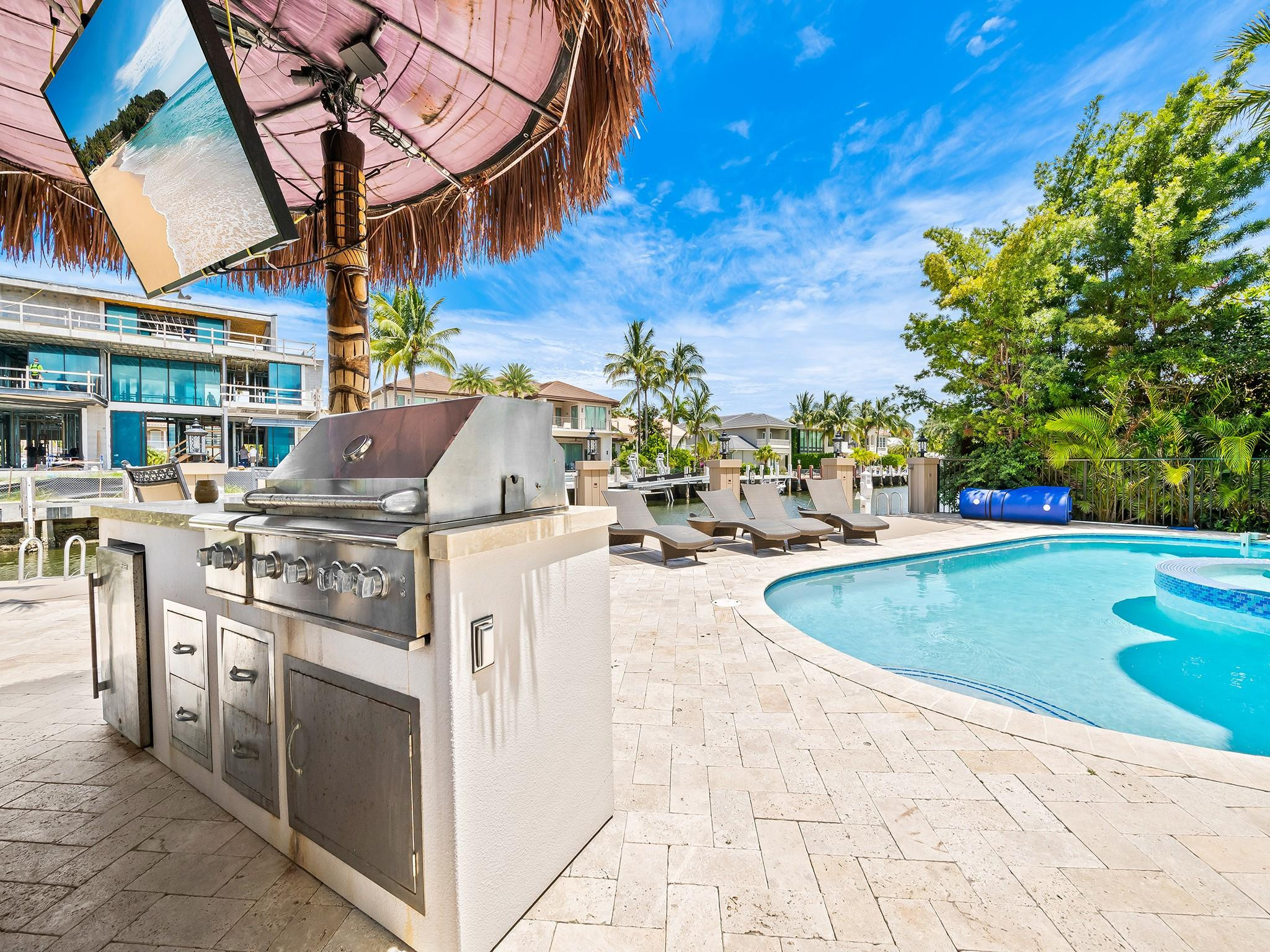 LAS OLAS - Residential