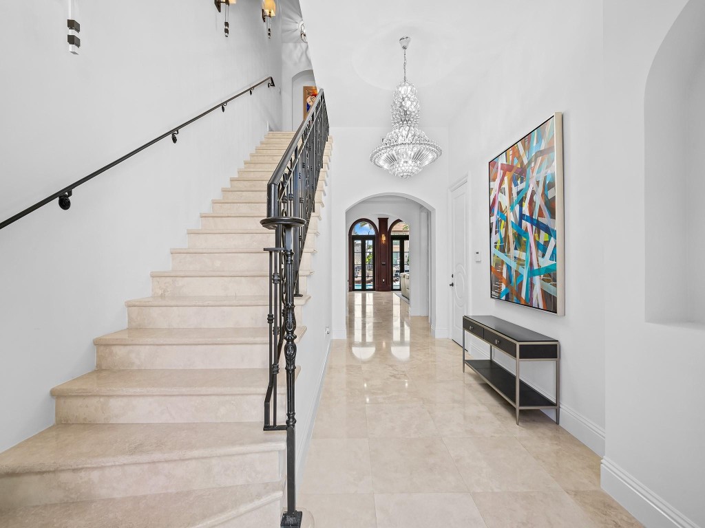 LAS OLAS - Residential