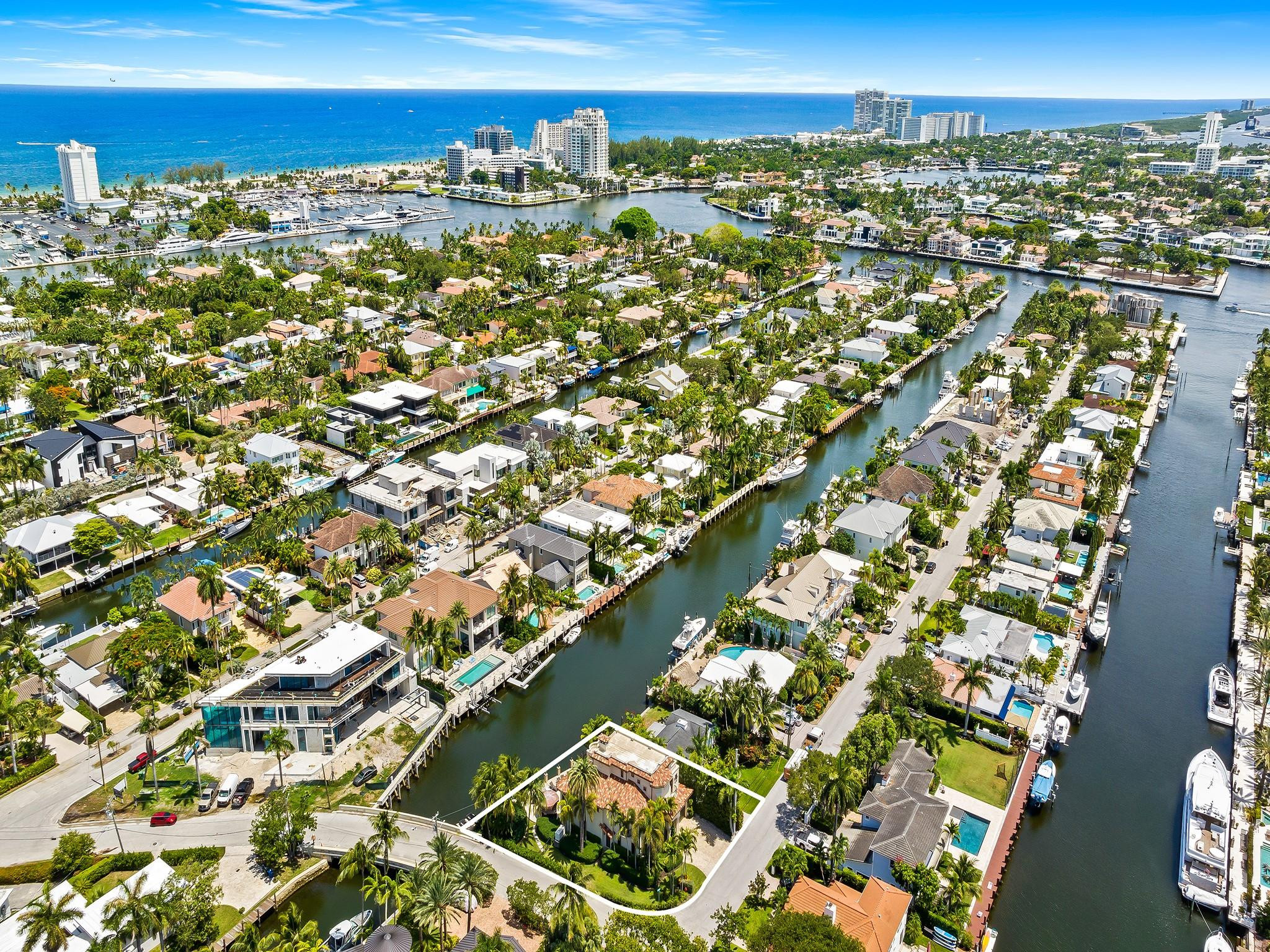 LAS OLAS - Residential