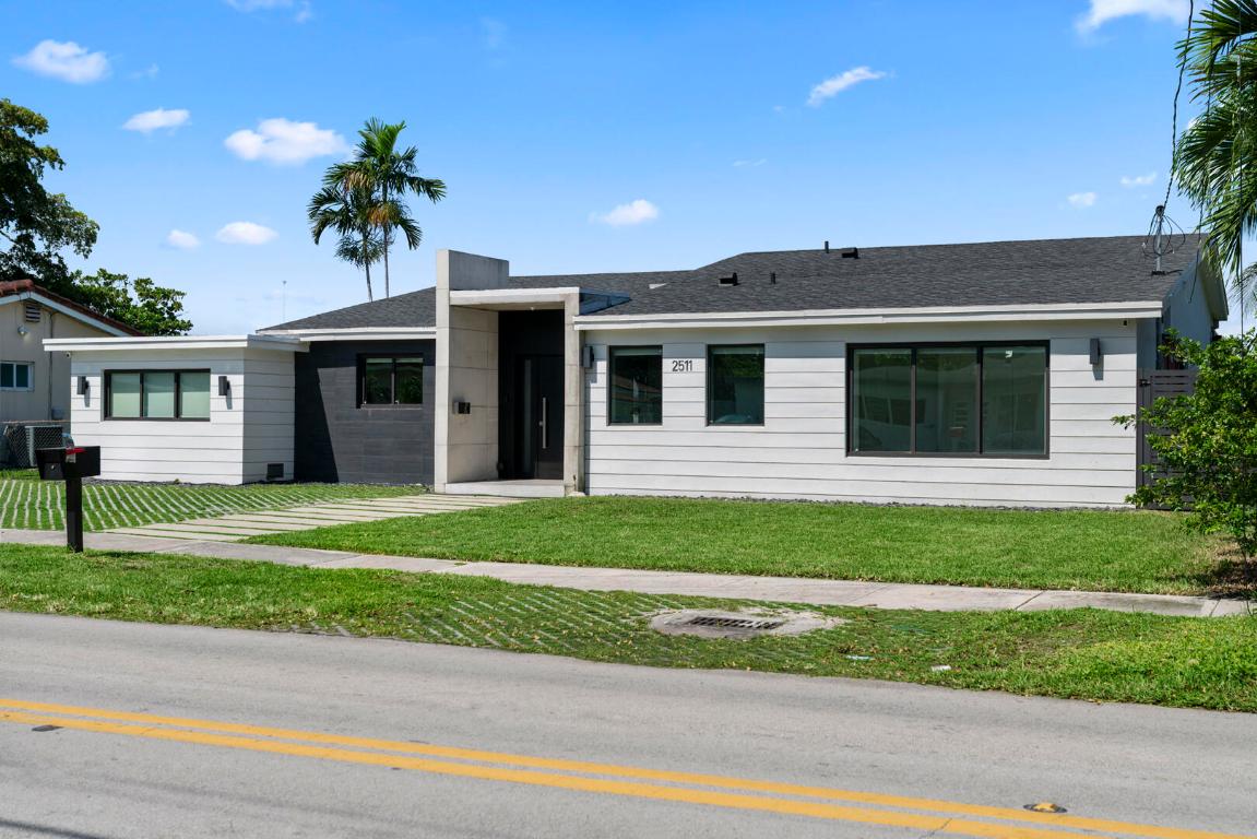 2511 NE 209th Terrace