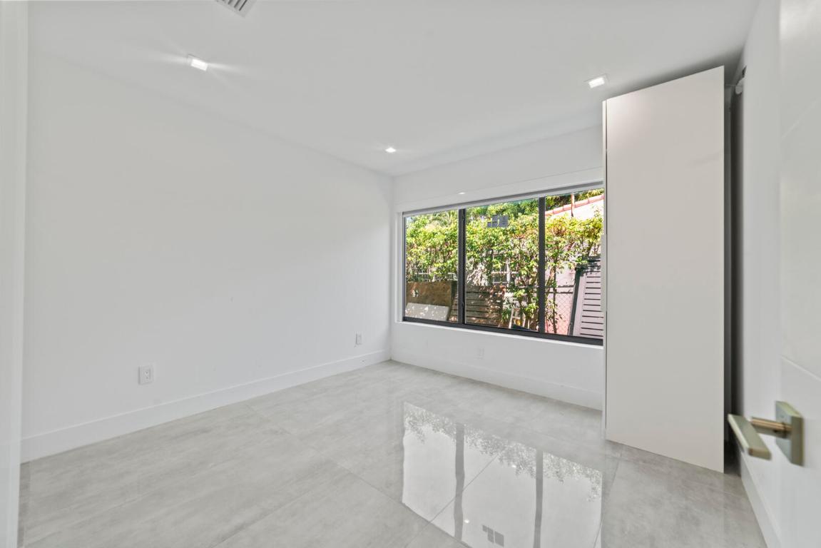 SUNSWEPT ISLE - Residential