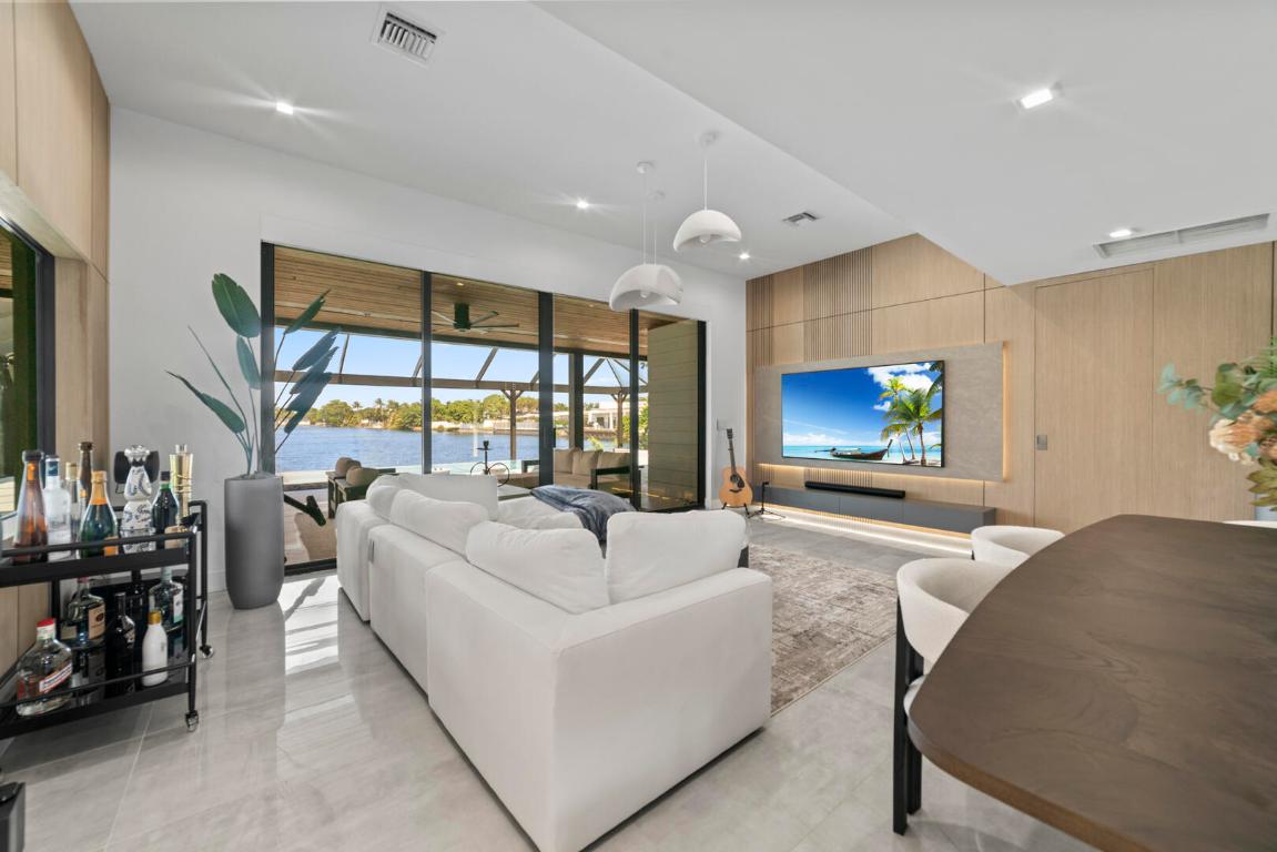 SUNSWEPT ISLE - Residential